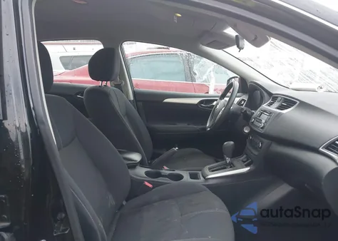 2017 Nissan Sentra S z USA, uszkodzony, nr VIN 3N1AB7AP6HY245649